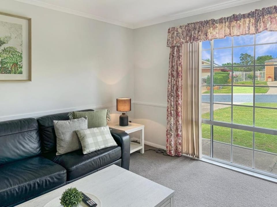 Roberts One House in Wagga Wagga
