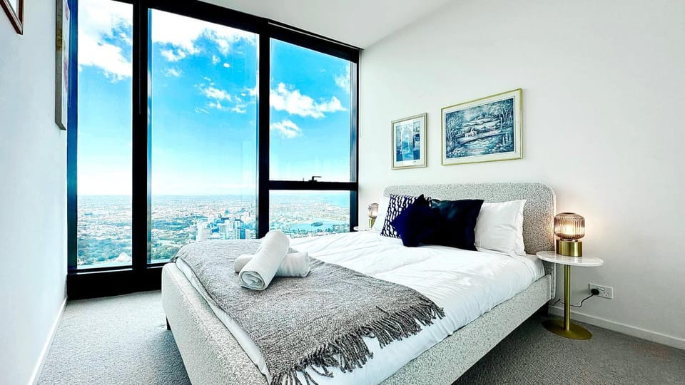 Bed, Photo of the whole room, Sea view, towels