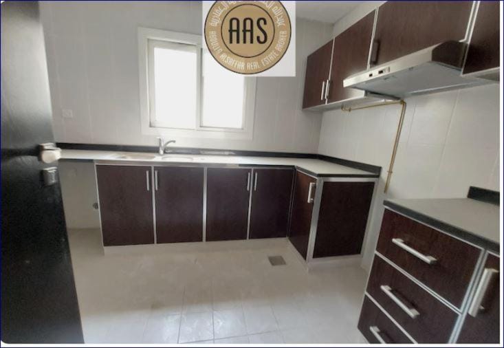 Studio Flat in AWS only Bachelor no family no children Apartment in Dubai