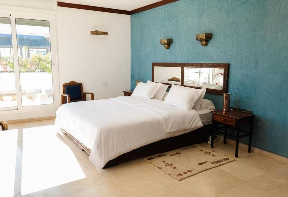 Bed, Bedroom, Sea view