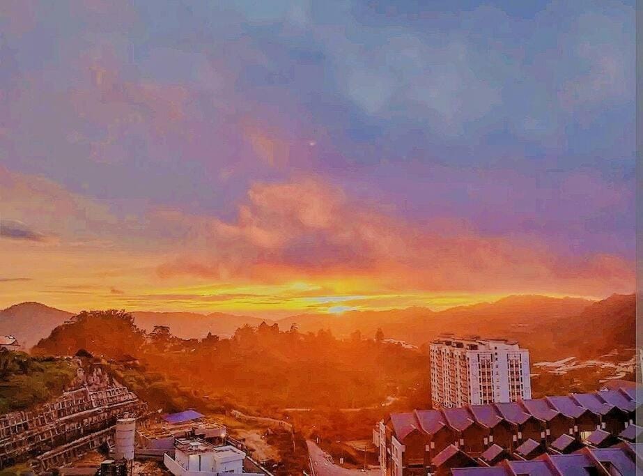 Nearby landmark, Day, Natural landscape, Mountain view, Sunrise