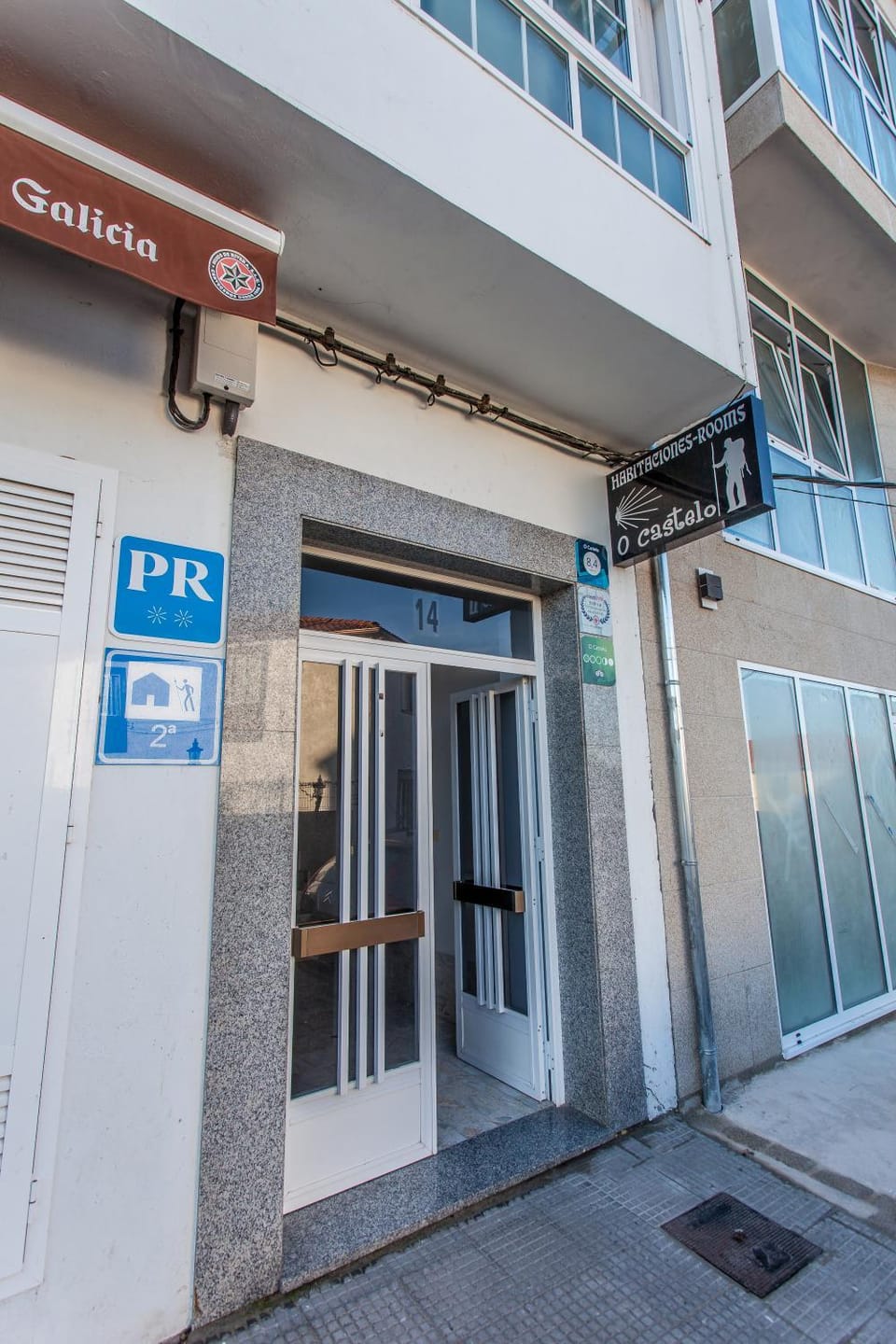 Facade/entrance