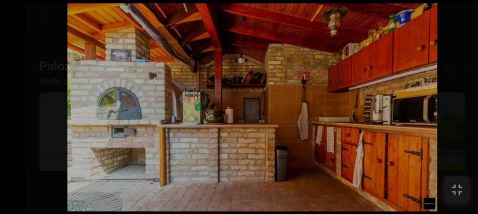 Kalozlak Vendégház Bed and Breakfast in Hungary