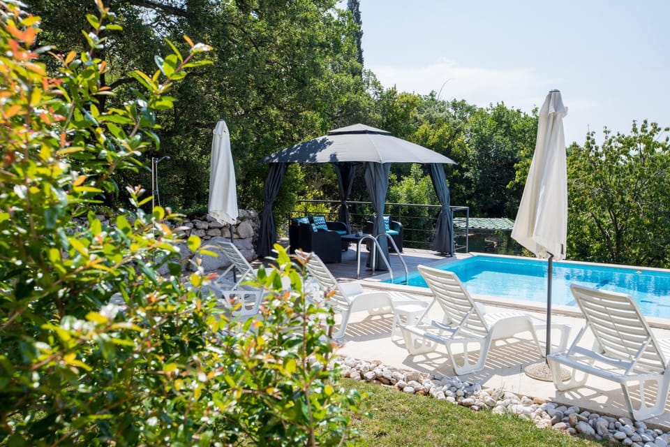 Garden view, Pool view, Swimming pool