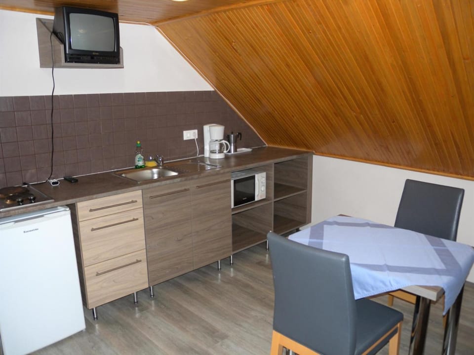 Pauzo Bagyarik Apartment in Hungary