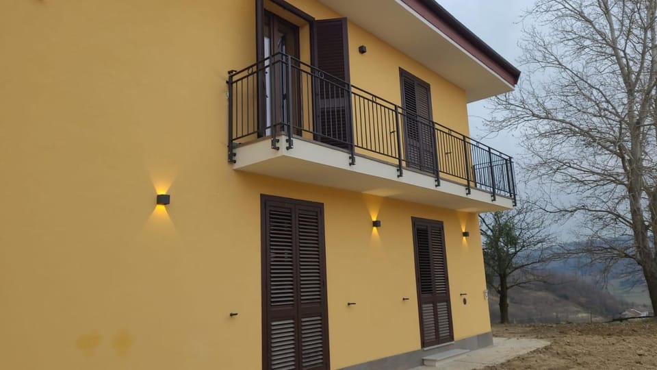 Property building, View (from property/room), Balcony/Terrace, Balcony/Terrace