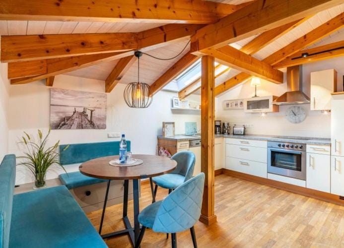 Gemütl. Fewo mit Dachterrasse, WLAN, kostenl. Stellplatz - Adults Only! Apartment in Heringsdorf