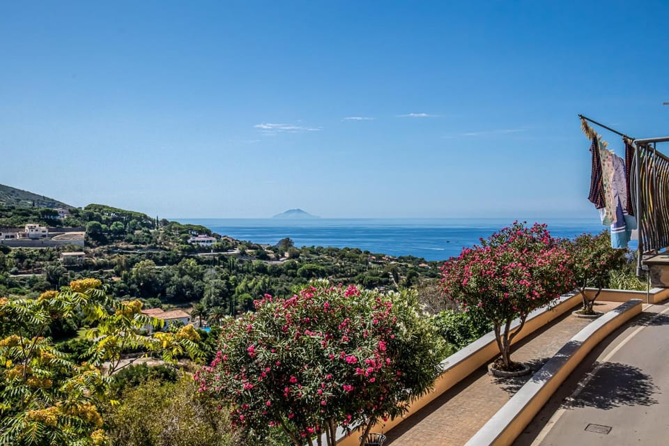 Day, Sea view