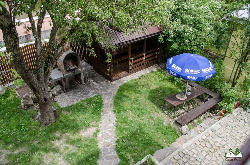 BBQ facilities, Garden, Inner courtyard view