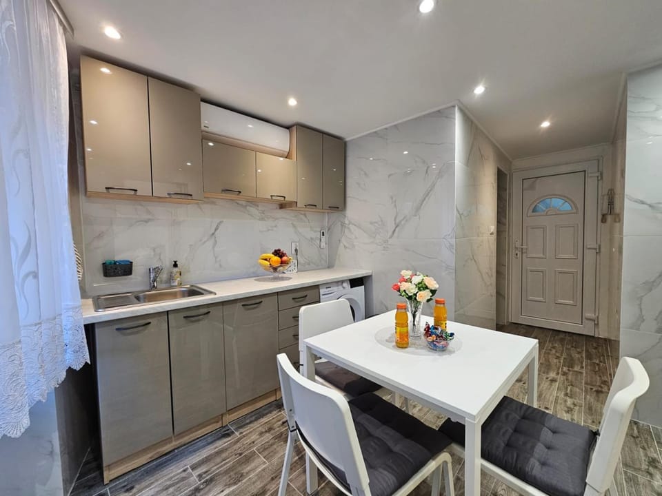 Centar RI Apartment in Rijeka