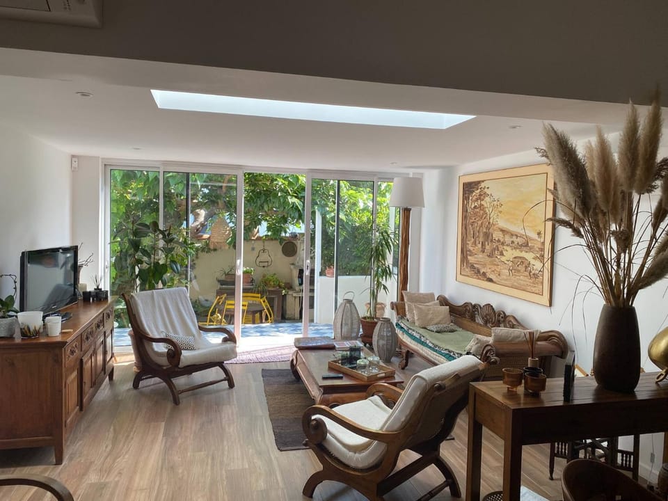 Communal lounge/ TV room, Living room