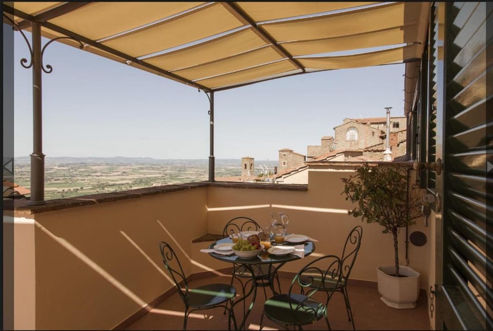 Bed, View (from property/room)