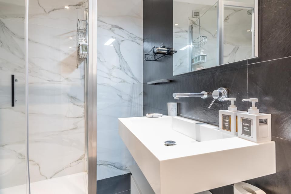 Shower, Bathroom