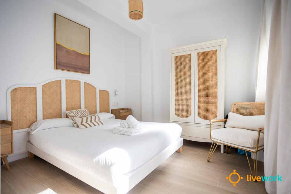 Bed, Photo of the whole room, Bedroom, towels, wardrobe