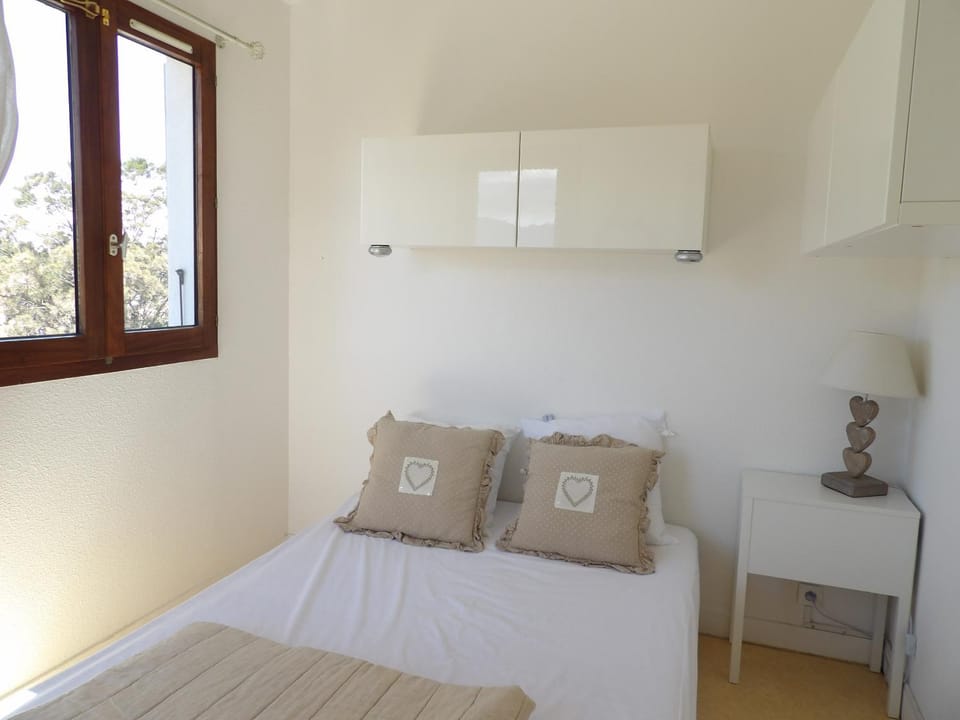 Appart mezzanine avec balcon Piscine Apartment in Saint-Cyprien