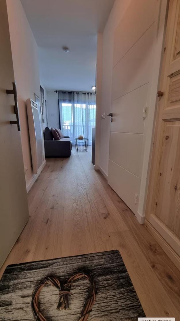 Bed, Living room, Photo of the whole room, Seating area, Bedroom, wardrobe