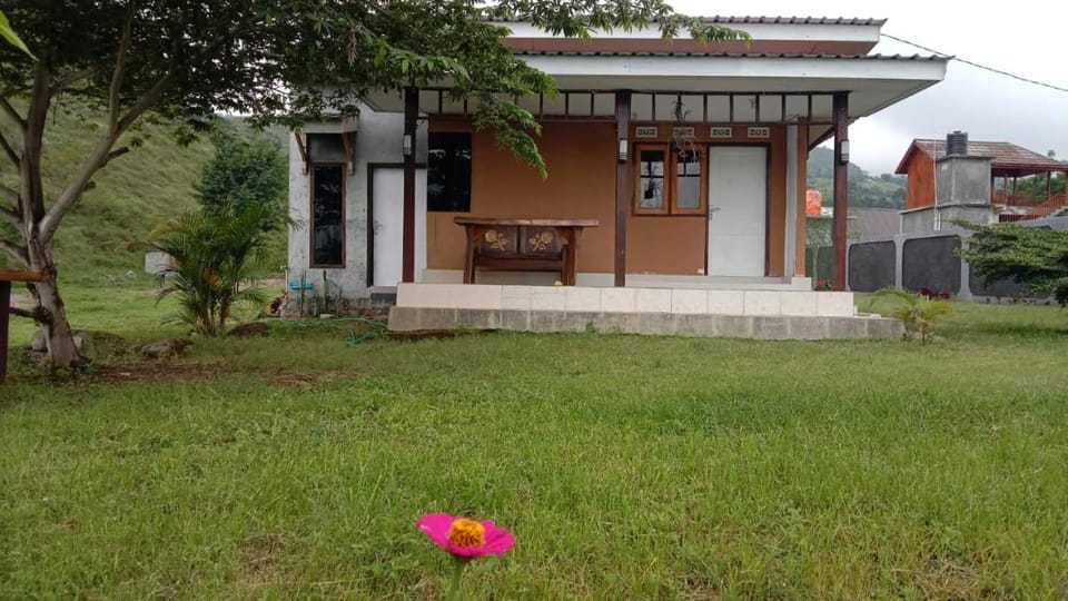 Ya Bunayya Villa Villa in West Nusa Tenggara, Indonesia