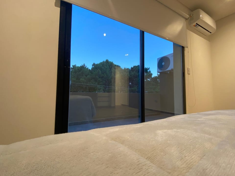 Photo of the whole room, Bedroom, air conditioner
