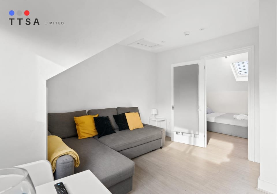 Bed, Living room, Seating area