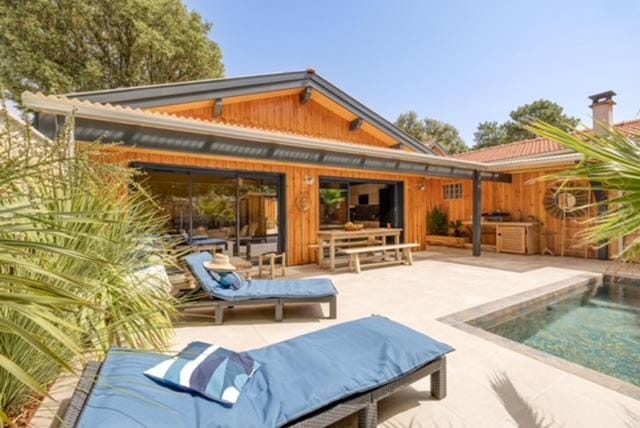 Patio, Garden, Balcony/Terrace, Garden view, Pool view, Swimming pool, sunbed