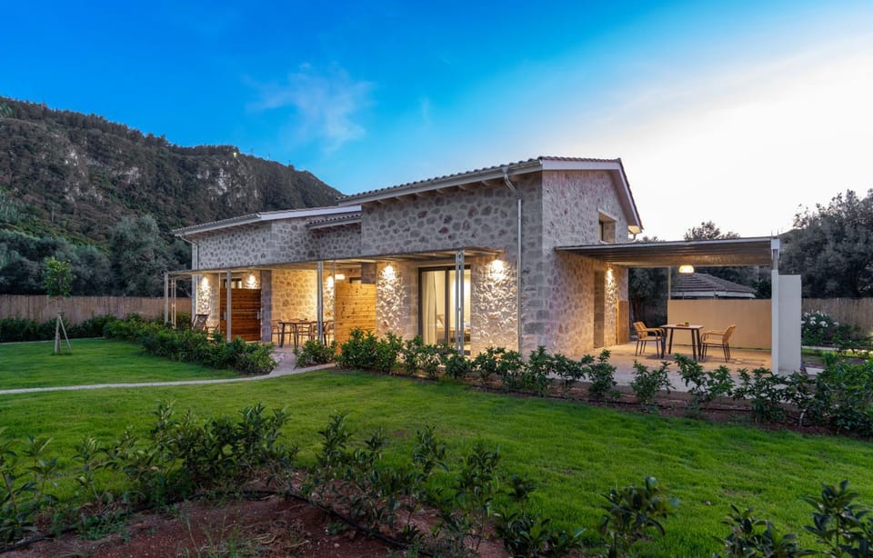 Property building, Garden