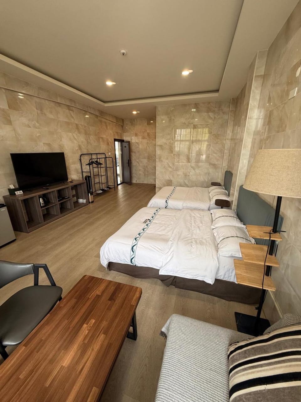 橋燈民宿 Bed and Breakfast in Kaohsiung