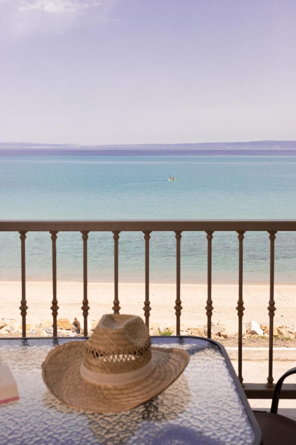 Day, View (from property/room), Balcony/Terrace, Seating area, Beach, Sea view