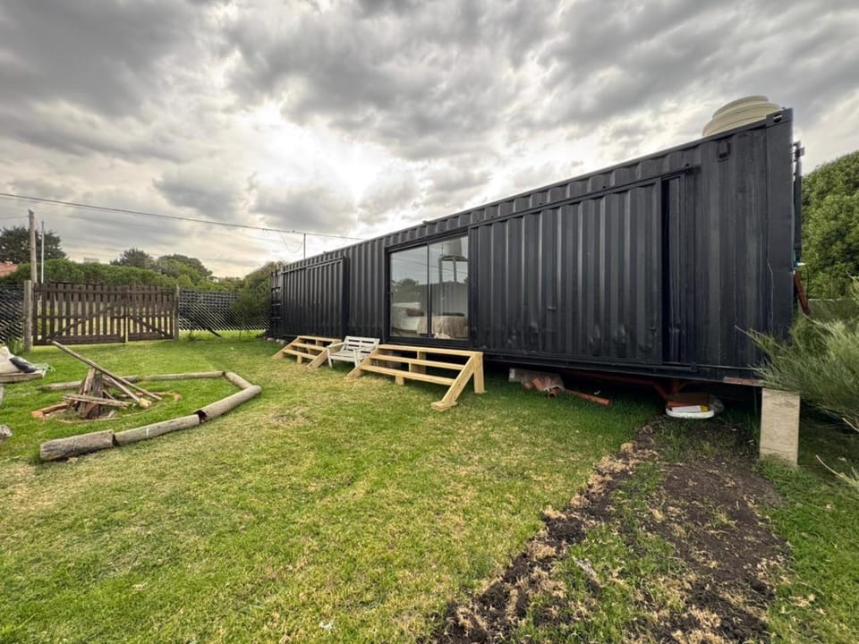 Property building, Natural landscape, Garden, Garden view