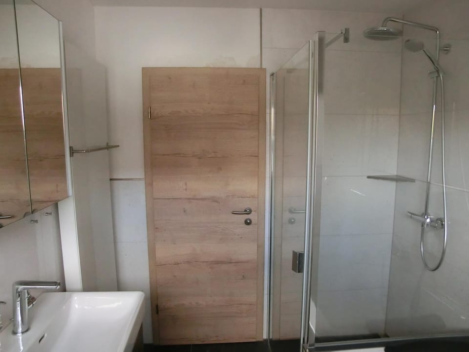 Bathroom, Living room