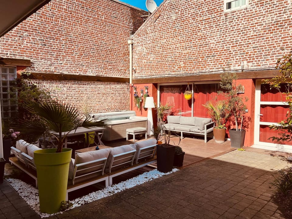 Patio, Balcony/Terrace