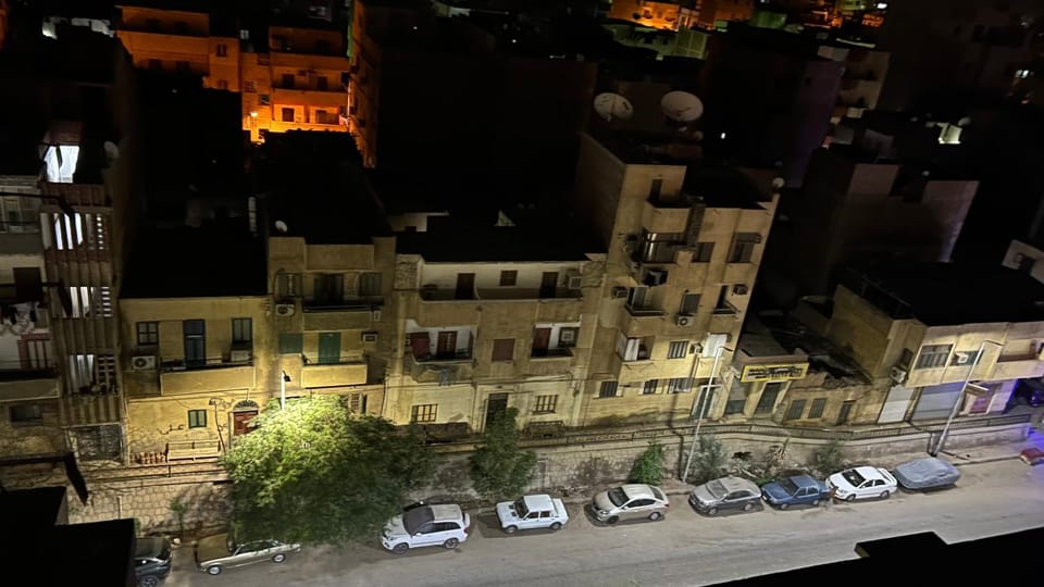 Night, Street view, Location