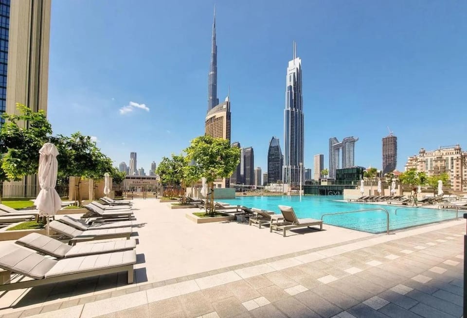 Downtown - 2BR Apartment with Burj Khalifa View Apartment in Dubai