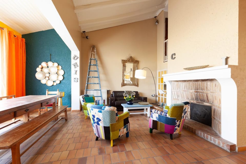 Property building, Living room