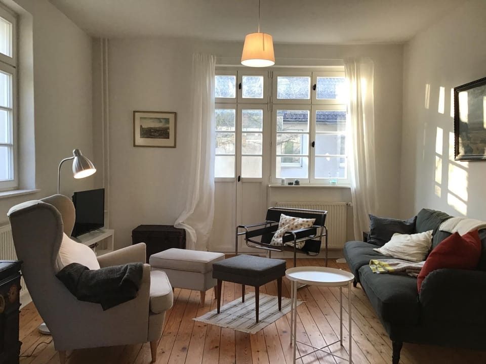 Property building, Living room