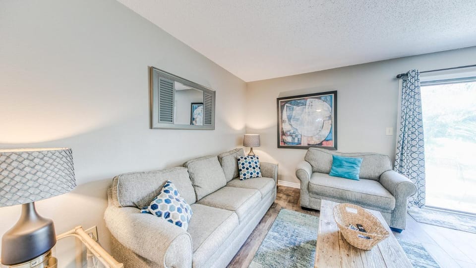 Southbay 34 Beach Access 3 Bedroom Townhome House in Destin