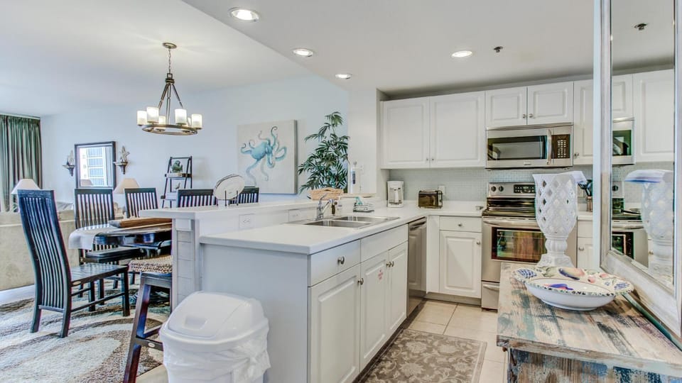 Sterling Shores 609 - Beachview in the Heart of Destin House in Destin