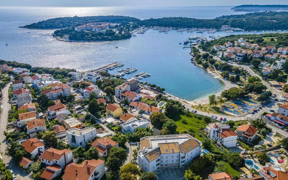 Nearby landmark, Neighbourhood, Bird's eye view, City view, Lake view, Mountain view, Sea view