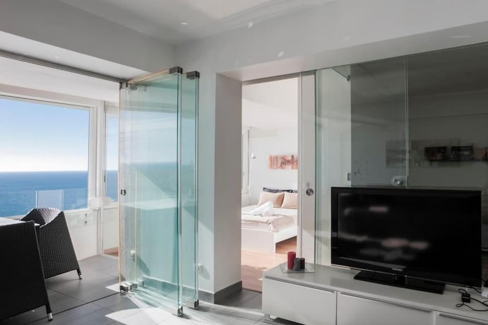 Atlantic Ocean View Suite Sesimbra Apartment in Sesimbra