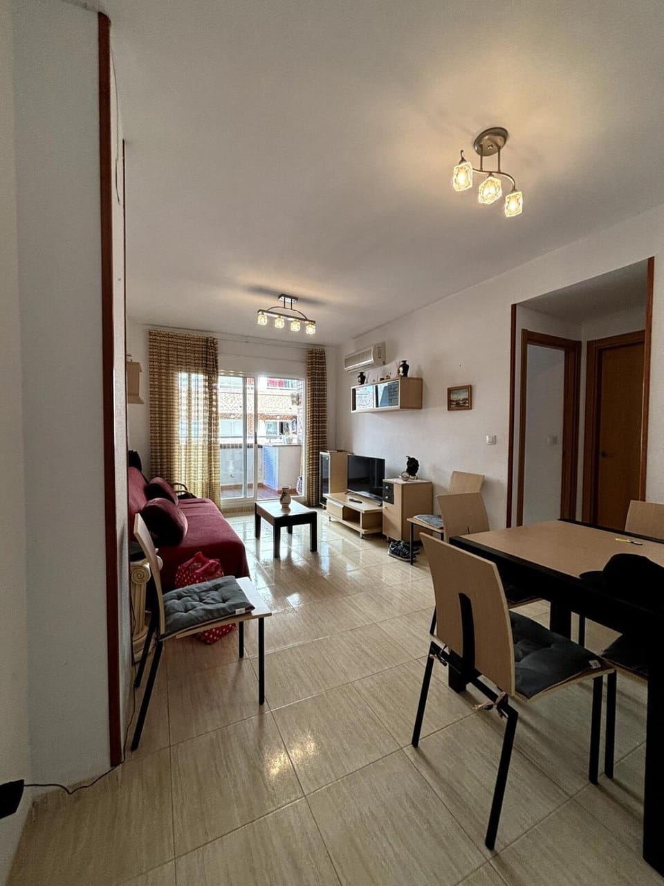 TV and multimedia, Living room, Dining area