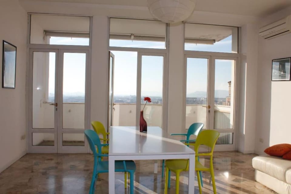 VIALETORINO26 Luminoso e grande appartamento Apartment in Vicenza