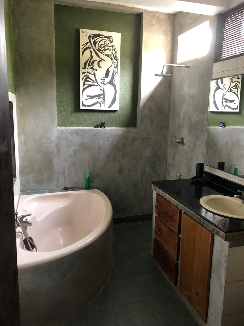 Bathroom, Bath