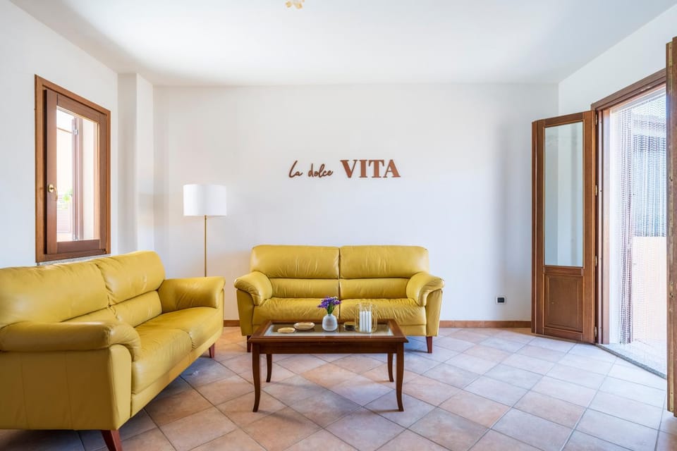 Property building, Living room