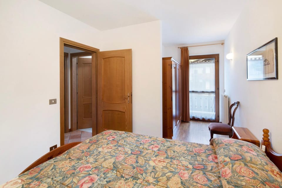 Property building, Living room, Bedroom