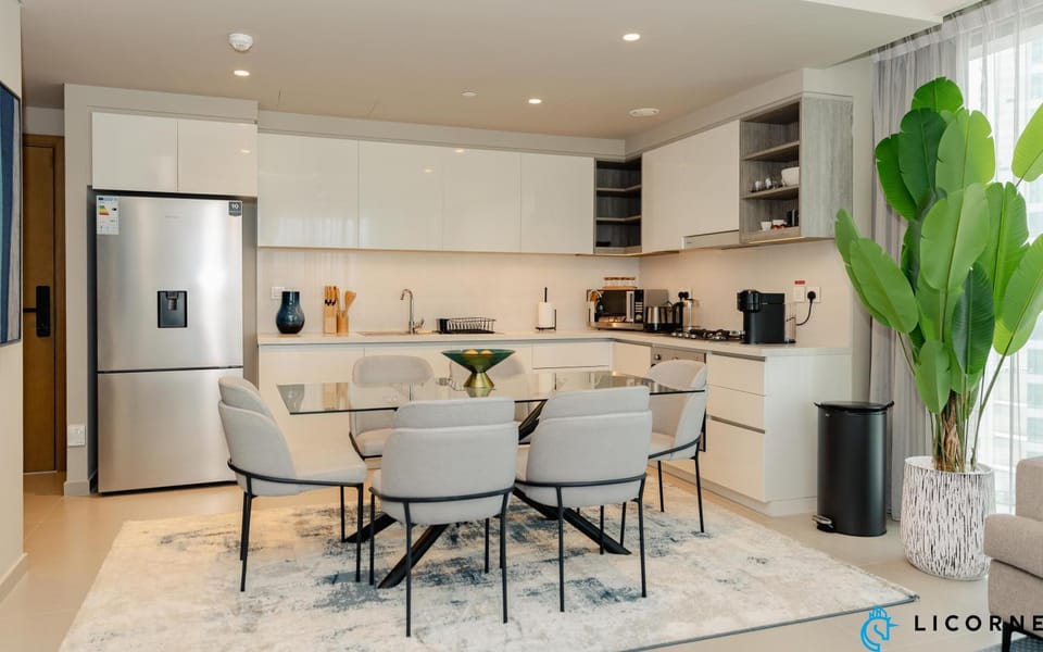 Coffee/tea facilities, Kitchen or kitchenette, Living room, Seating area, Dining area, minibar, pet friendly, stove, toaster