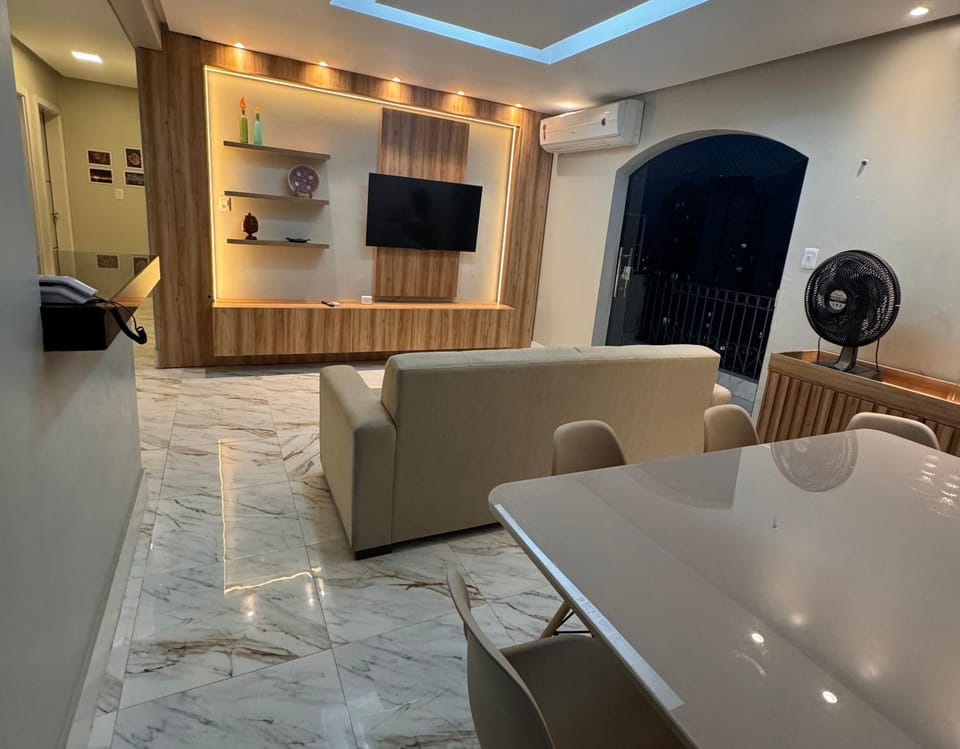 Communal lounge/ TV room, TV and multimedia, Living room, air conditioner