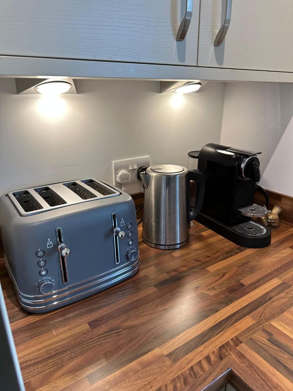 Coffee/tea facilities