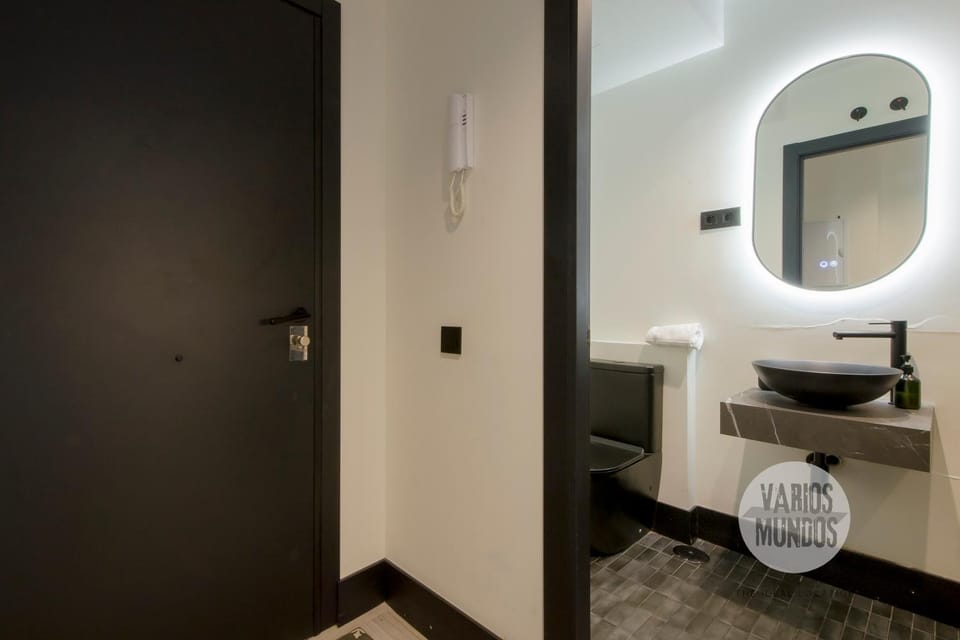 Bathroom, Lobby or reception