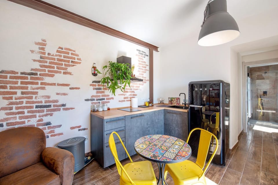Property building, Living room