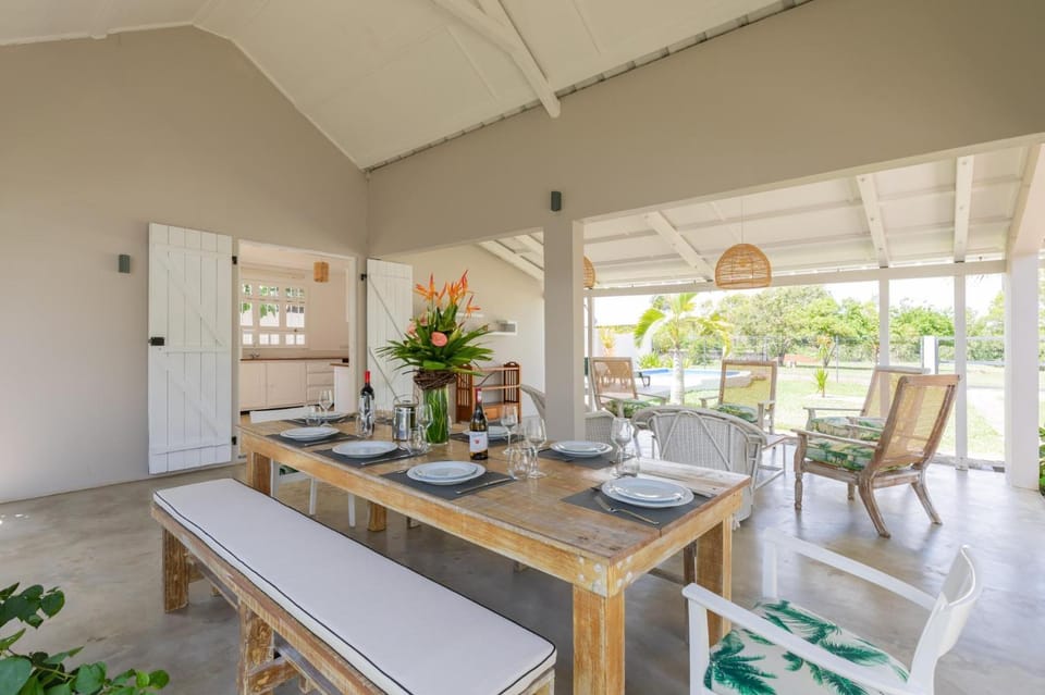 Balcony/Terrace, Seating area, Dining area, Garden view, kitchen