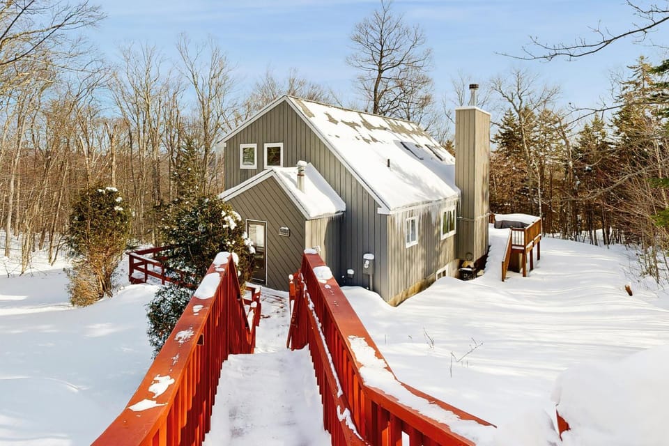 Bear's Crossing Retreat House in Dover